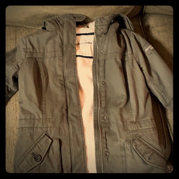 Abercrombie kids army green jacket - Picture 1 of 3
